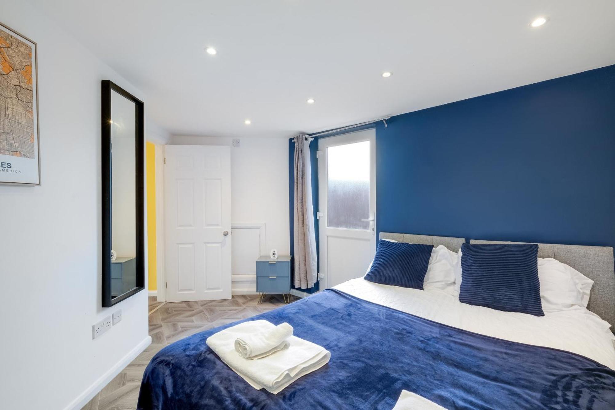 Kings House Apartment Hayes, West London Apt A Northolt  Exterior foto